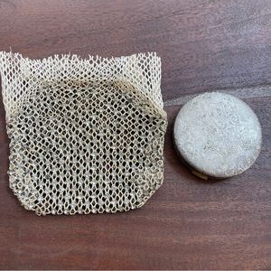 Rare Vintage 1930s Volupte silver compact powder with rhinestone bag